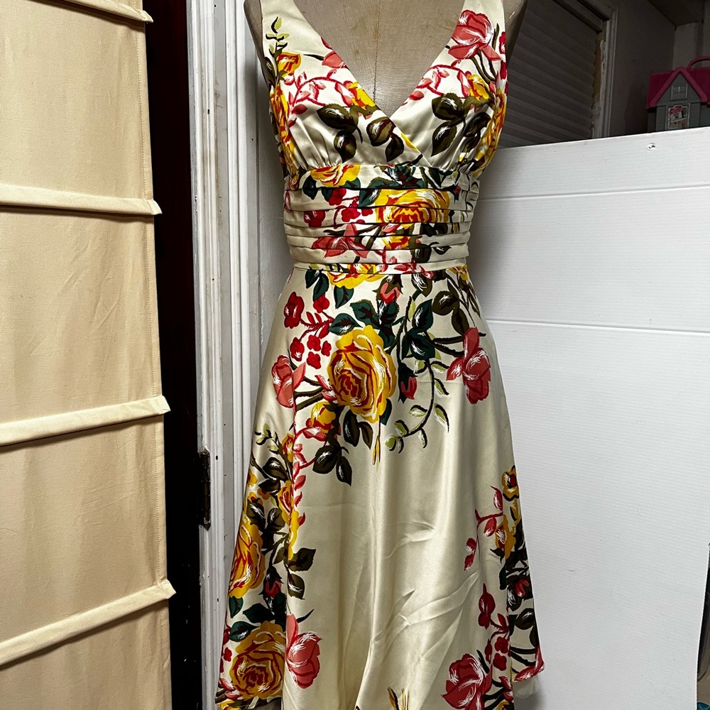 Forever 21 Red and Yellow Plunge Neck Sundress vintage retro 90’s